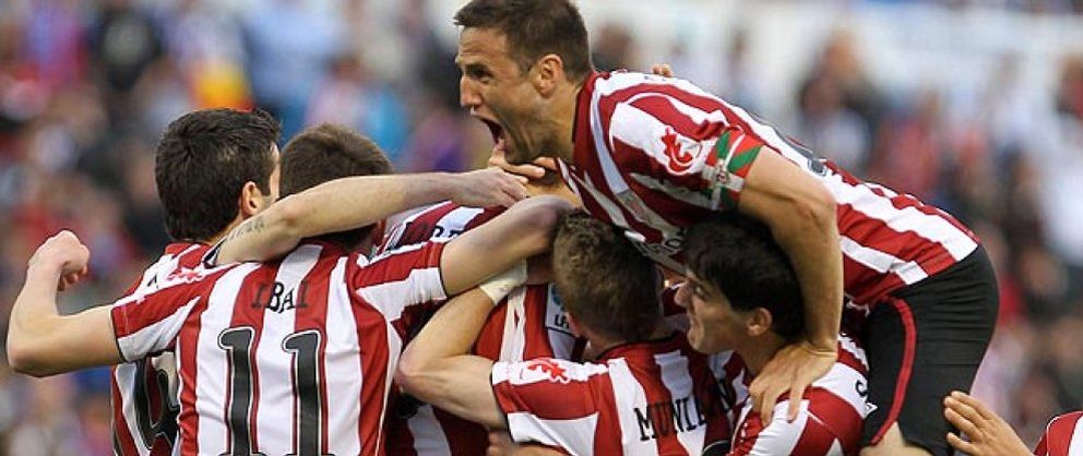 Foto: Al Athletic le bastan diez minutos para meter en un lío al Zaragoza