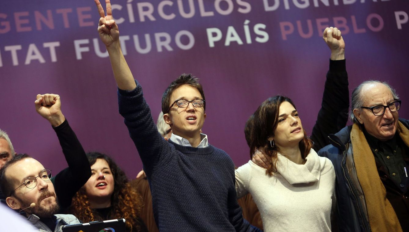 Clara Serra en la II Asamblea ciudadana de Podemos Vistalegre II, celebrada en Madrid junto a Íñigo Errejón. (Cordon Press)