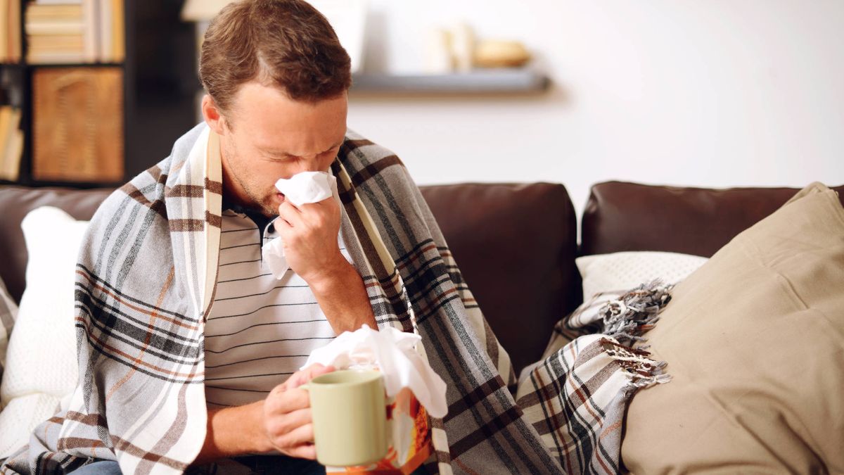 Lo que hay que hacer para no contagiar un resfriado o una gripe