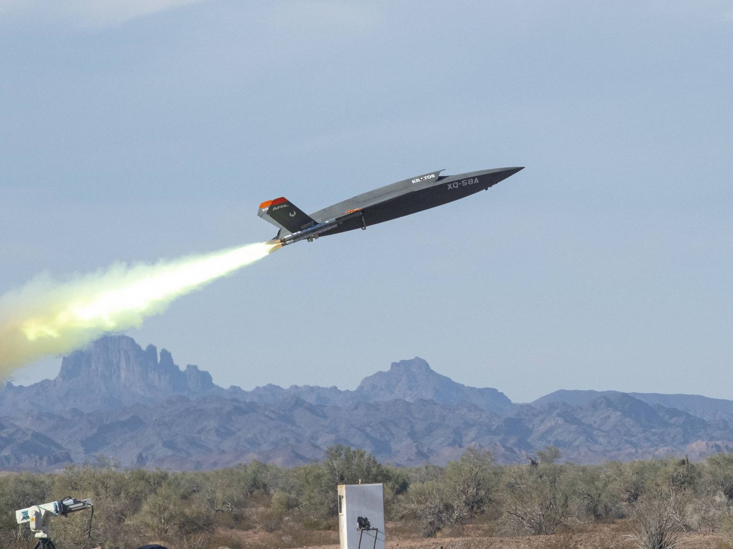Lanzamiento del XQ-58A. (USAF)