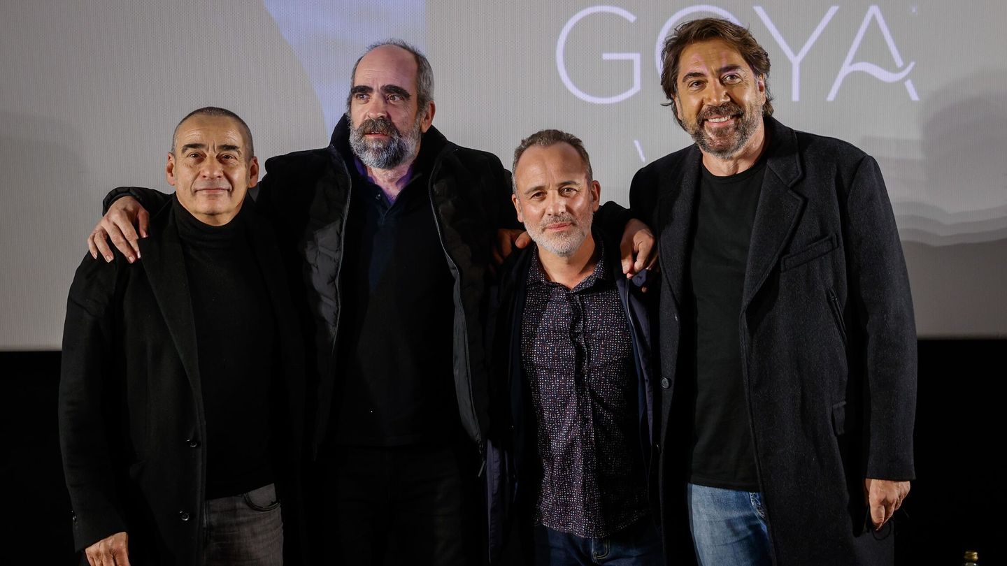 De derecha a izquierda, Javier Bardem, Javier Gutiérrez, Luis Tosar y Eduard Fernández, nominados a mejor actor. (EFE/Emilio Naranjo)