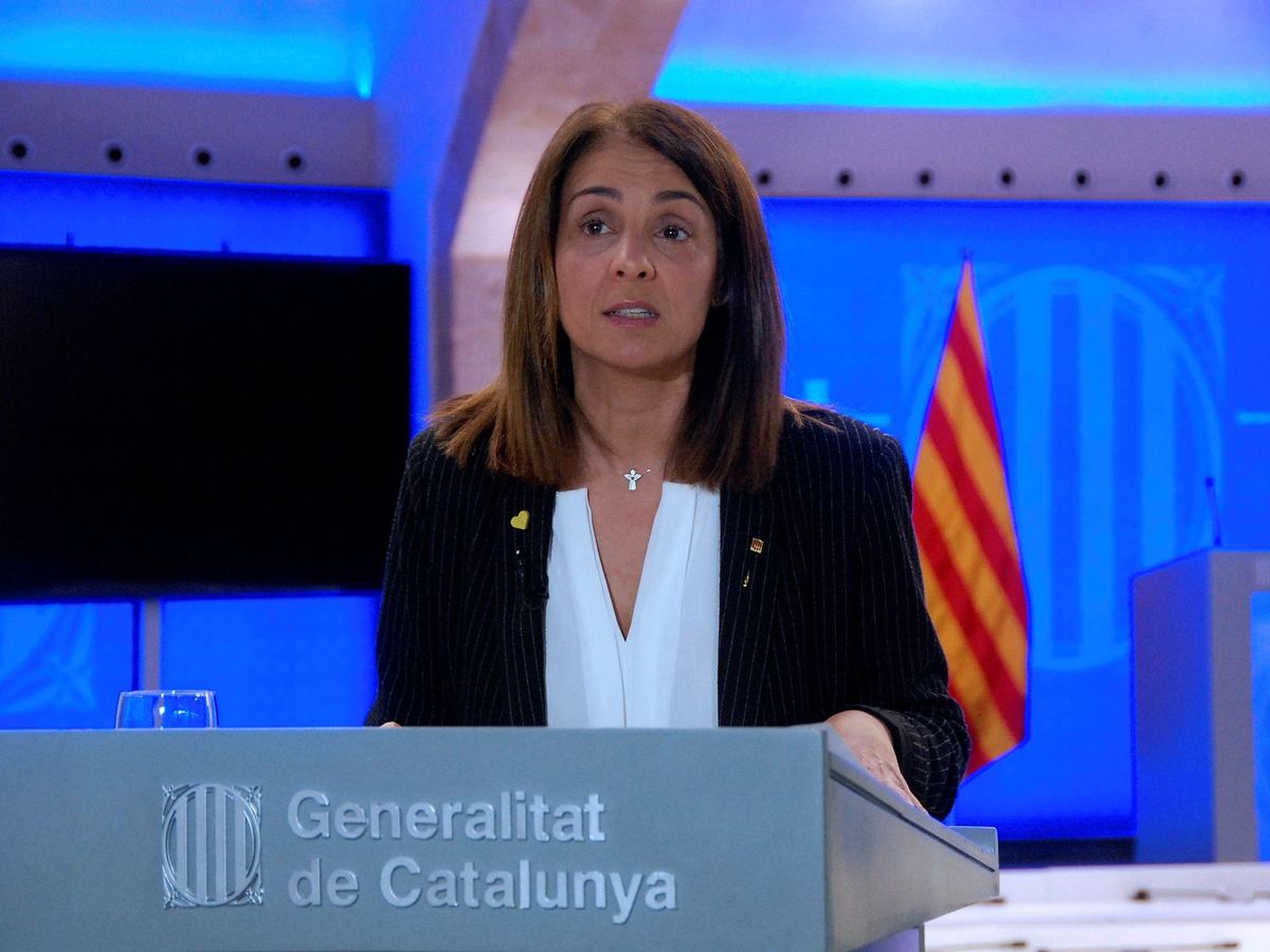 Foto: Fotografía facilitada por la Generalitat de Cataluña, de una comparecencia de la 'consellera' Meritxell Budó. (EFE)