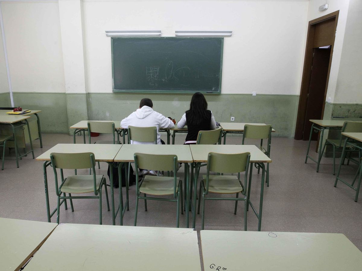 Foto: Imagen de un aula de un instituto de Madrid. (Reuters)