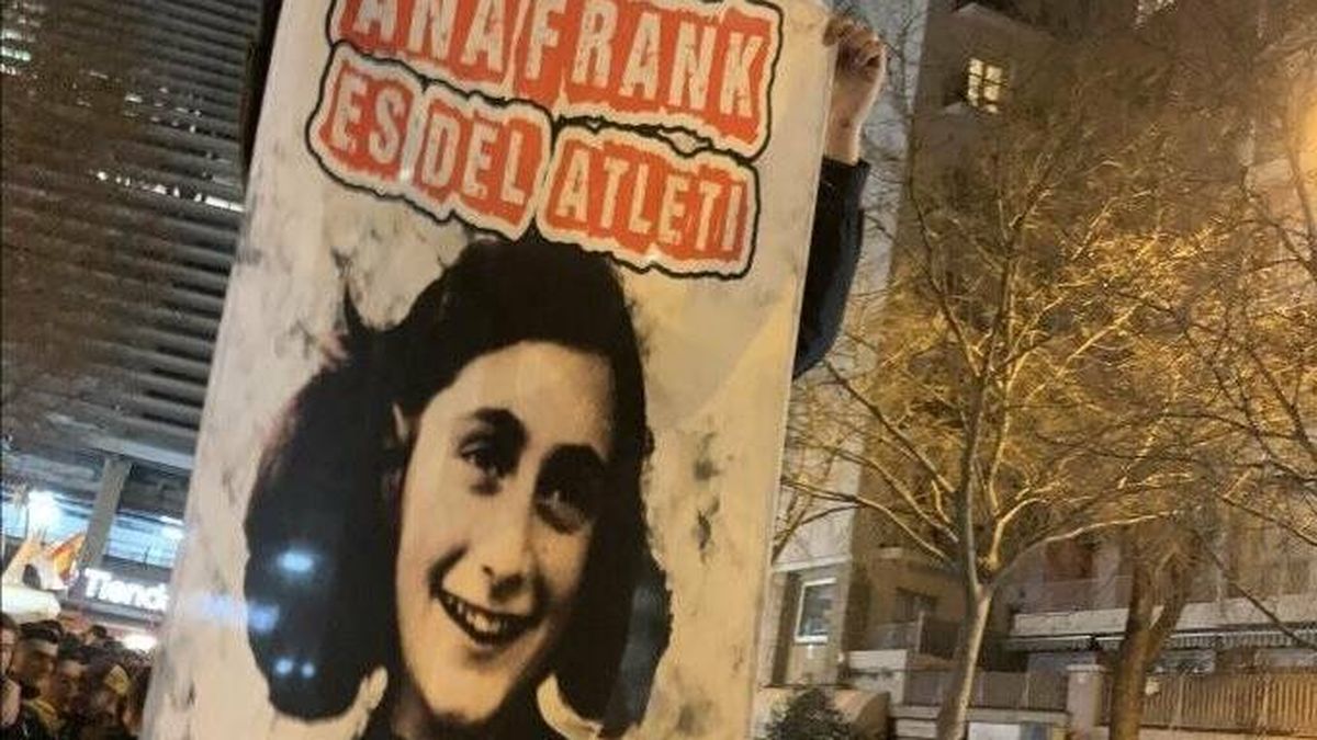 La foto de Ana Frank del Bernabéu activa la alerta antisemita presente en otros estadios de Europa