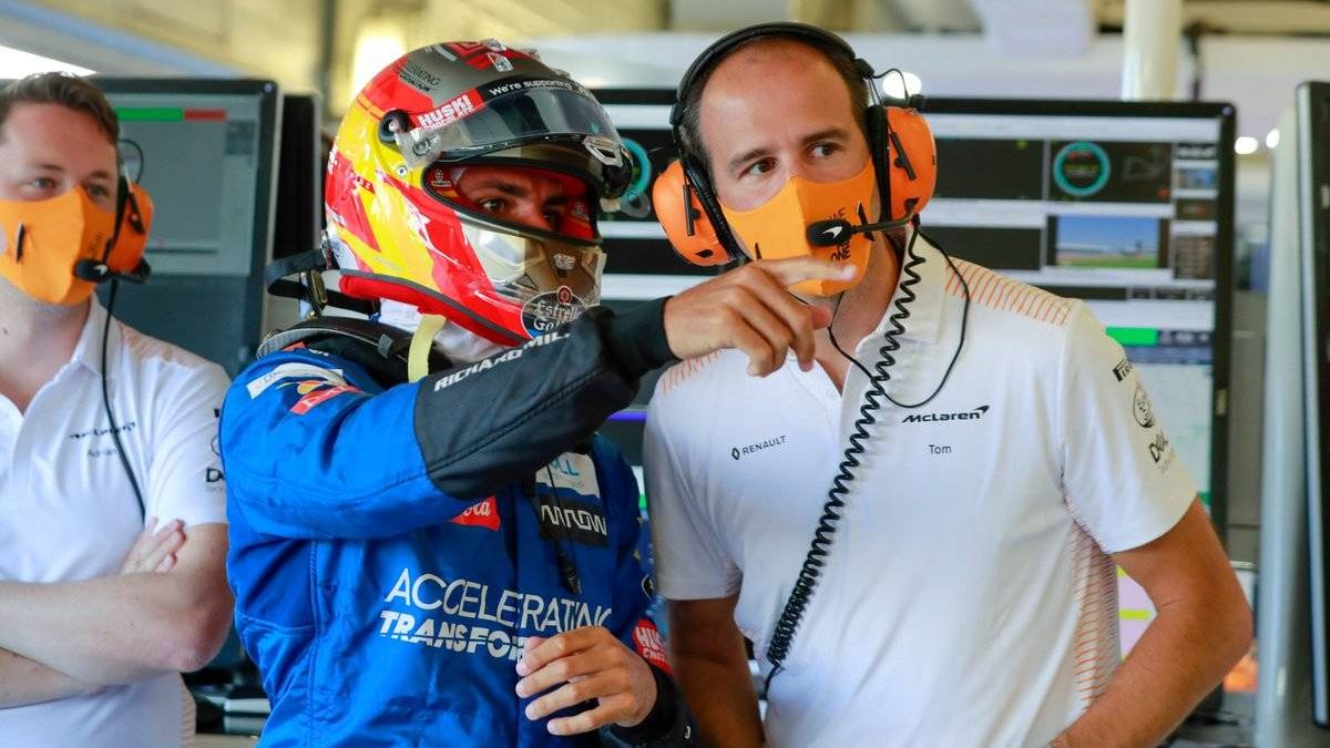 El viento juega con "la sangre y el sudor" de un ingeniero español en el McLaren de Sainz