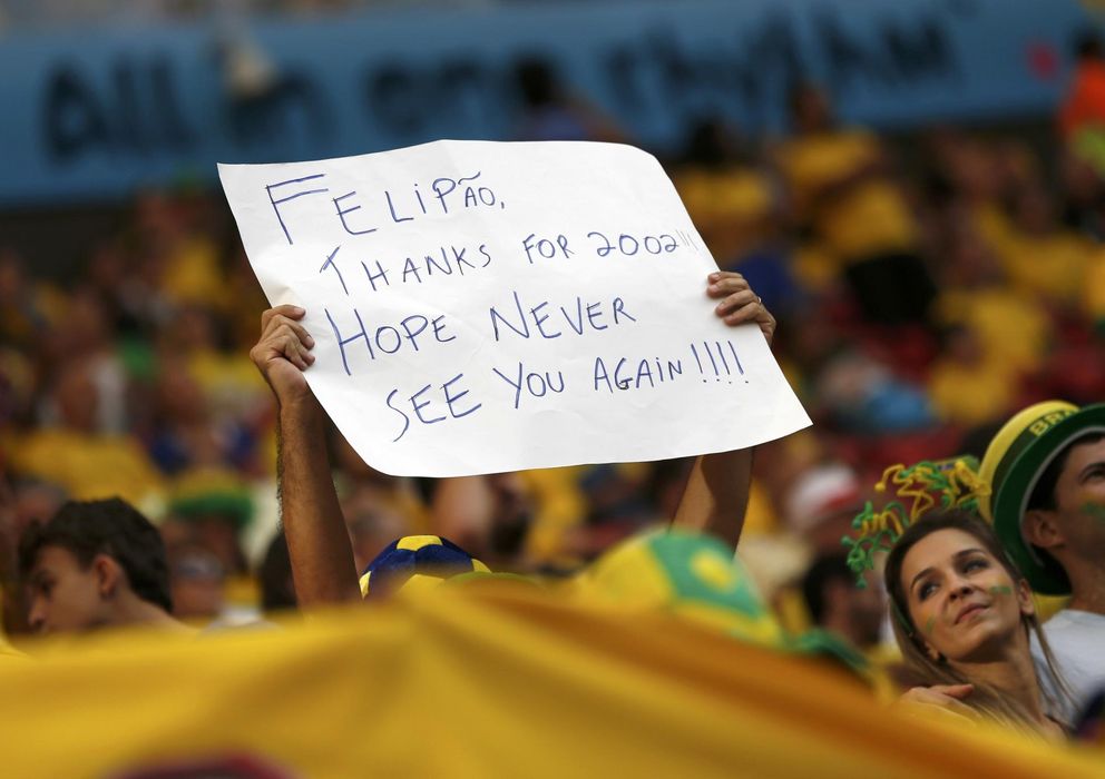 Foto: La afición de Brasil culpa a Scolari del fracaso de su selección (Reuters)