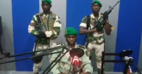 Foto: Captura de pantalla del vídeo en el que los militares golpistas anuncian la creación de un "consejo nacional de restauración"