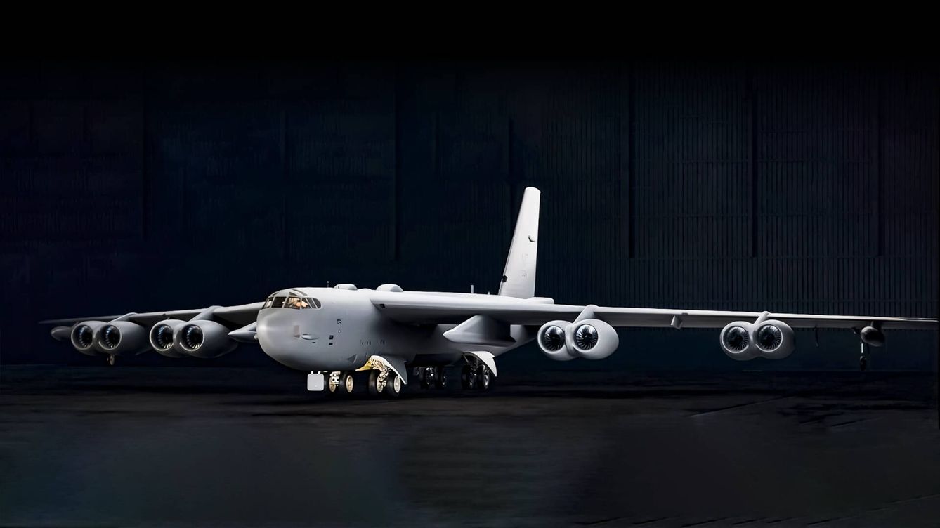 Foto: Imagen del renovado B-52J con nuevos motores Rolls Royce y sistemas electrónicos. (Boeing)
