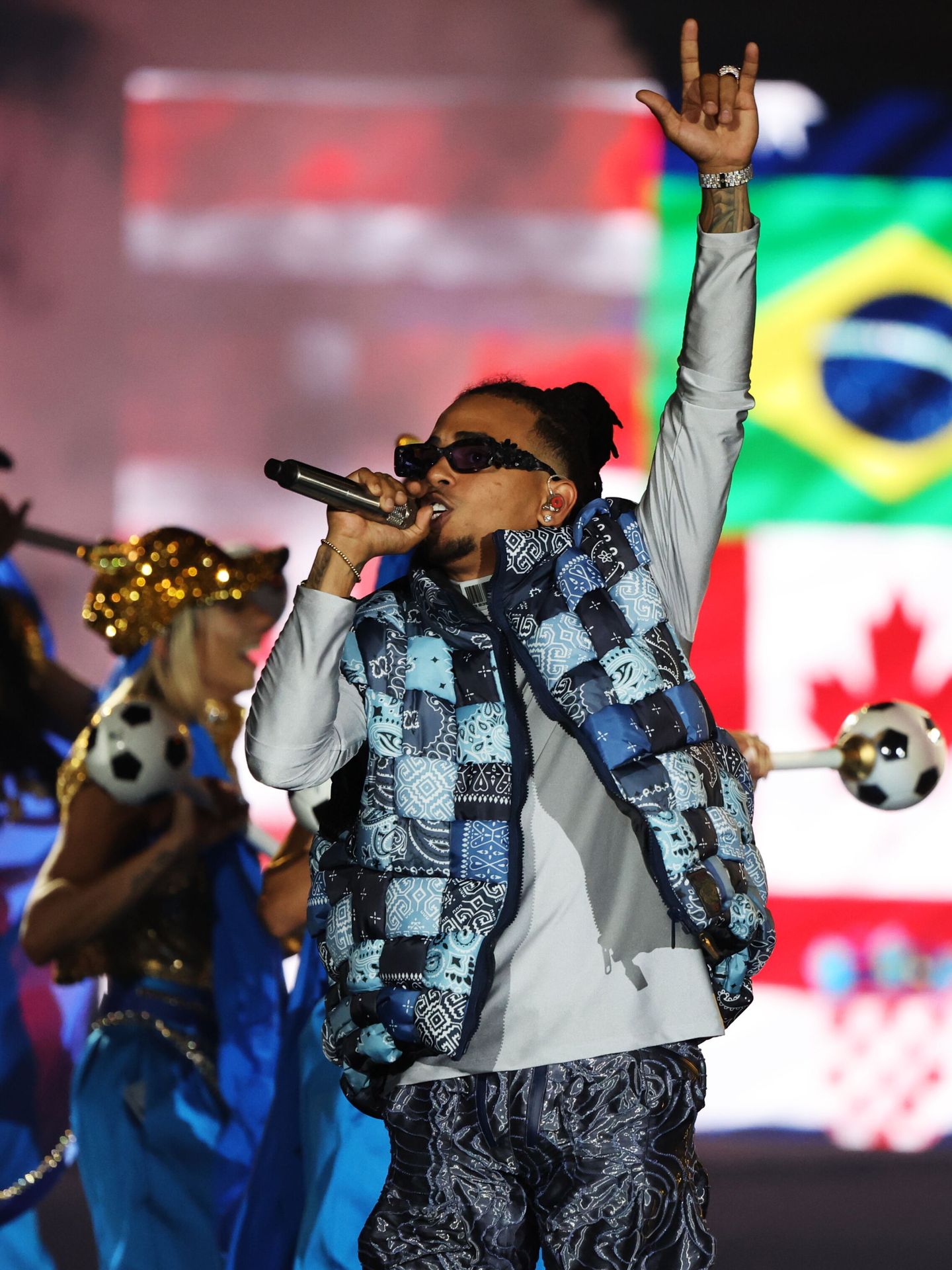 El cantante de Puerto Rico, durante la final de la Copa Mundial de Fútbol. (EFE/EPA/Martin Divisek)