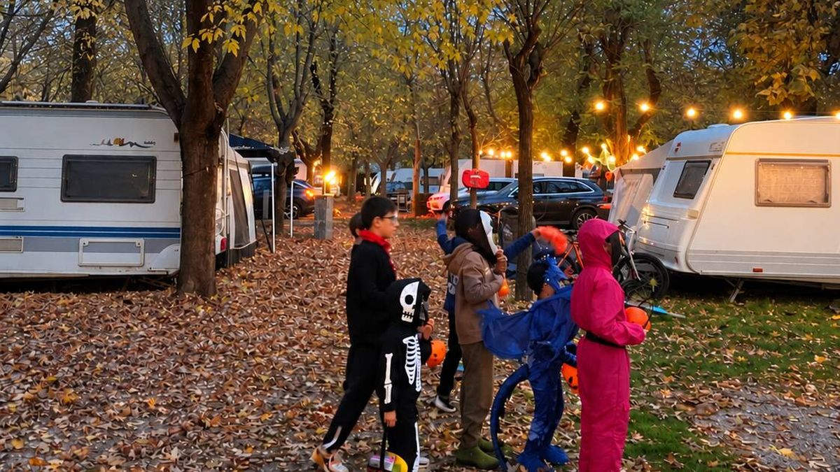 El camping de Cataluña perfecto para celebrar Halloween con niños: túnel del terror, 'Truco o trato' y chocolate caliente