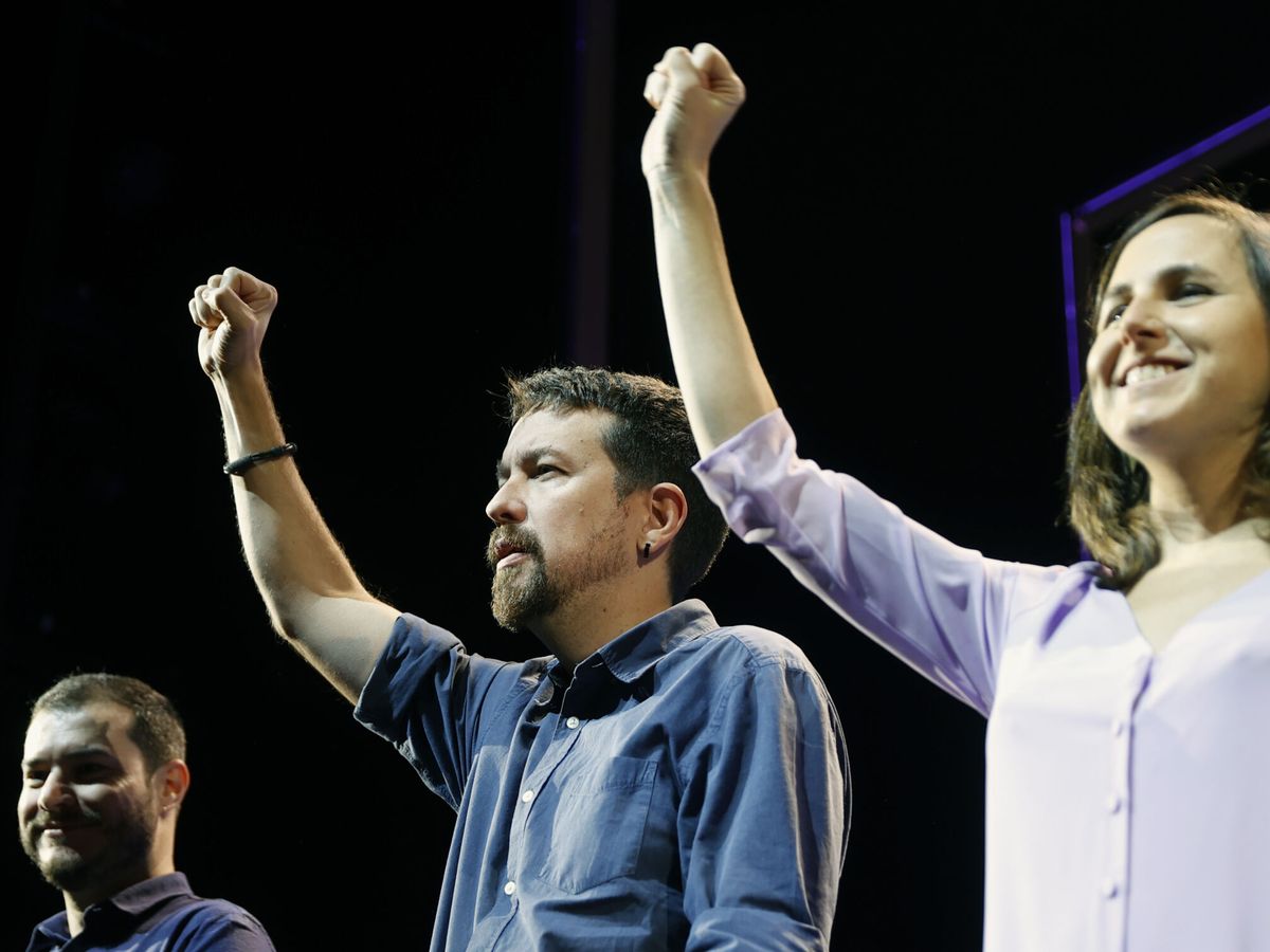 Foto: Pablo Iglesias e Ione Belarra, durante el cierre de la Uni de Otoño de Podemos. (EFE/Mariscal)