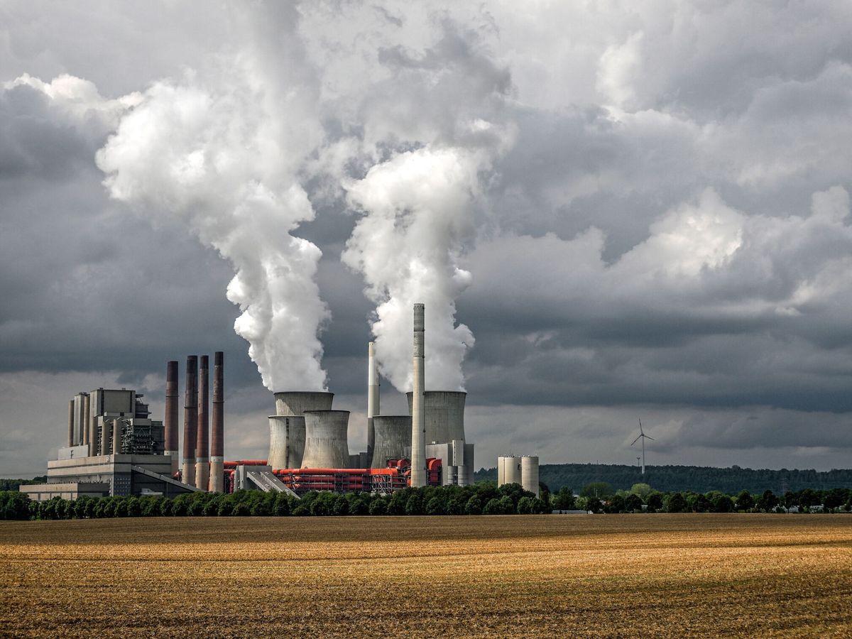 Foto: Las centrales térmicas de carbón alemanas compensarán la reducción del suministro de gas desde Rusia. (EFE/EPA/Sascha Steinbach)