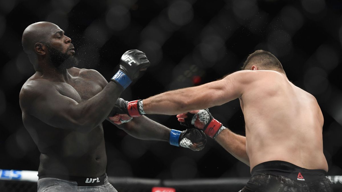 UFC Vegas 28: Rozenstruik destruye a Sakai en el bocinazo final del primer asalto