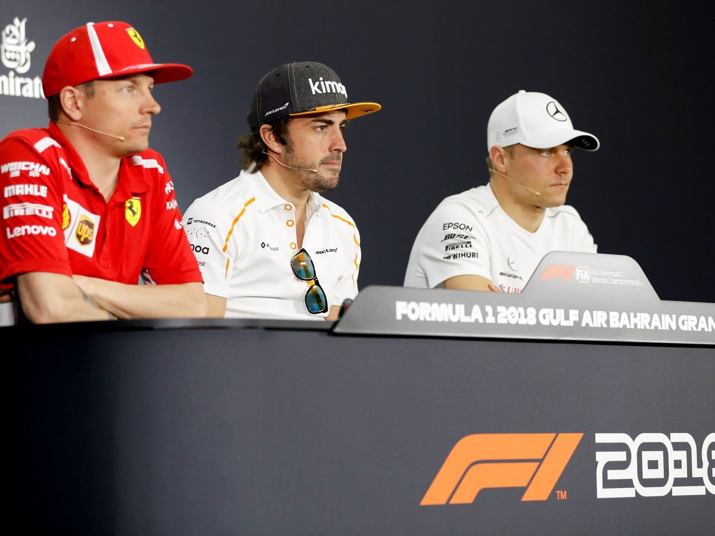 Kimi Raikkonen compartió rueda de prensa en Baréin con Fernando Alonso y Valtteri Bottas. (EFE)