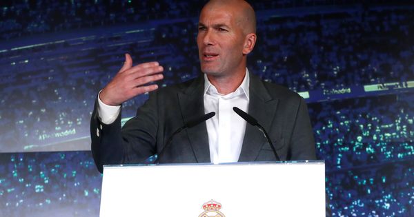 Foto: Zidane este lunes en su rueda de prensa tras volver al Real Madrid. (Reuters)