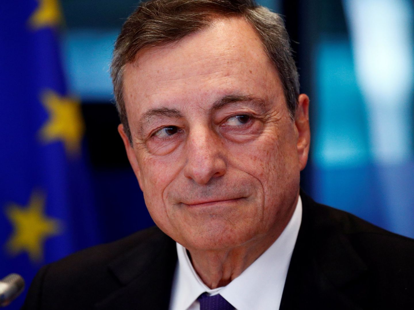 Mario Draghi, presidente del BCE, ya ha sido acusado por sus críticos de favorecer a Italia. (Reuters)