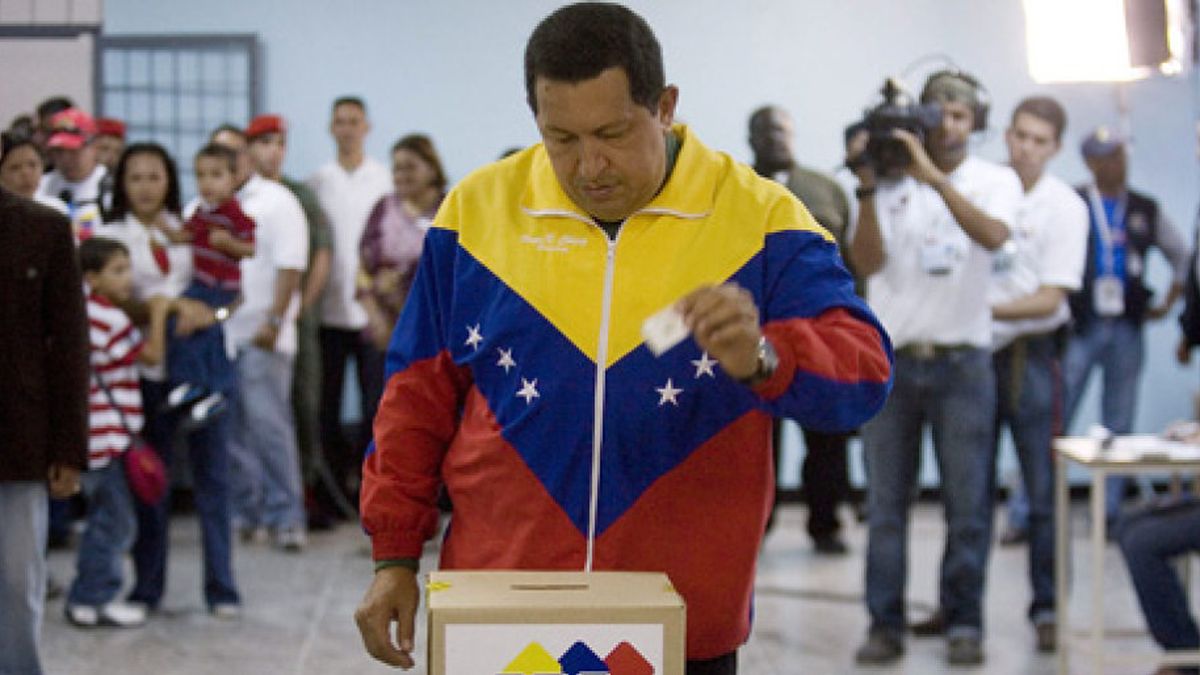 Chávez niega que la oposición haya logrado más votos en las elecciones