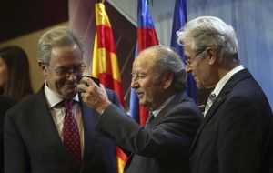 El Barcelona expresa su tristeza por el expresidente Núñez