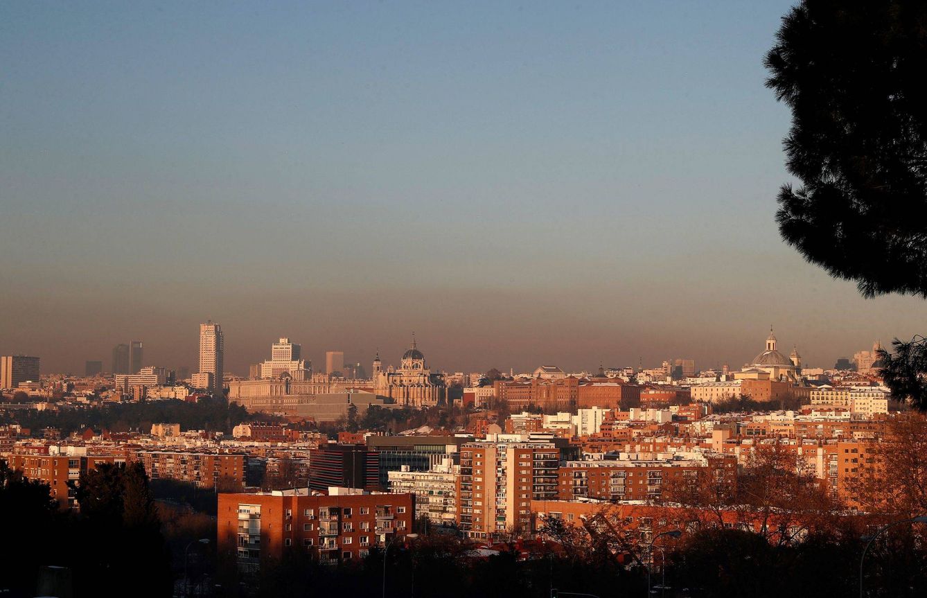 Durante filomena, la contaminación en Madrid se disparó por las calefacciones. (EFE/Mariscal)