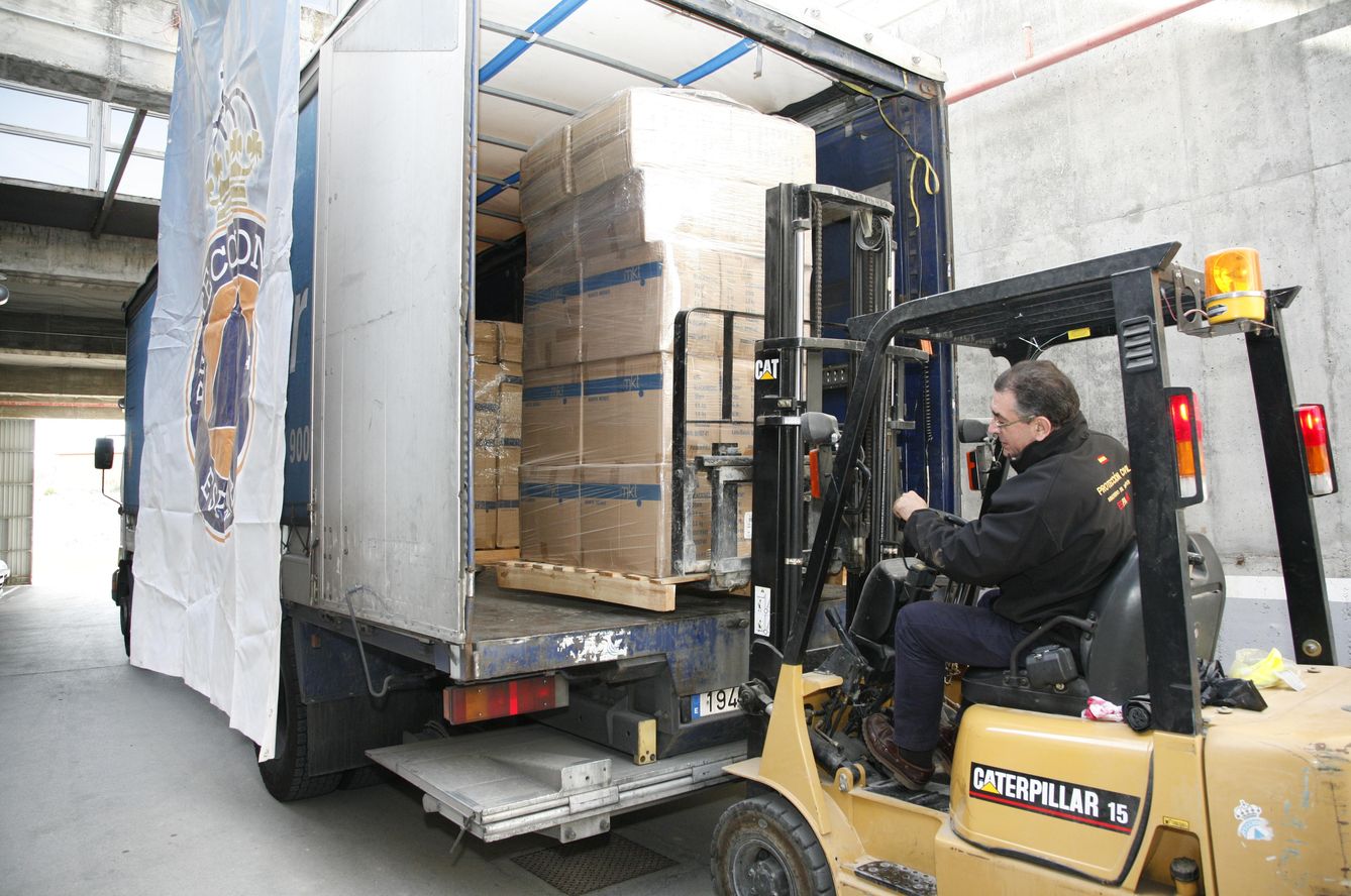 Camiones de ayuda humanitaria española. (Ministerio del Interior)