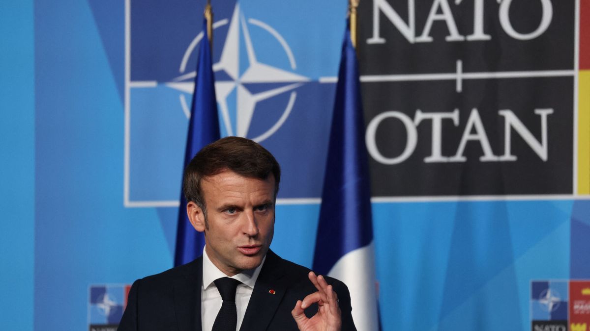 Macron defiende que "Rusia no puede ni debe ganar", pero no cierra la puerta al diálogo