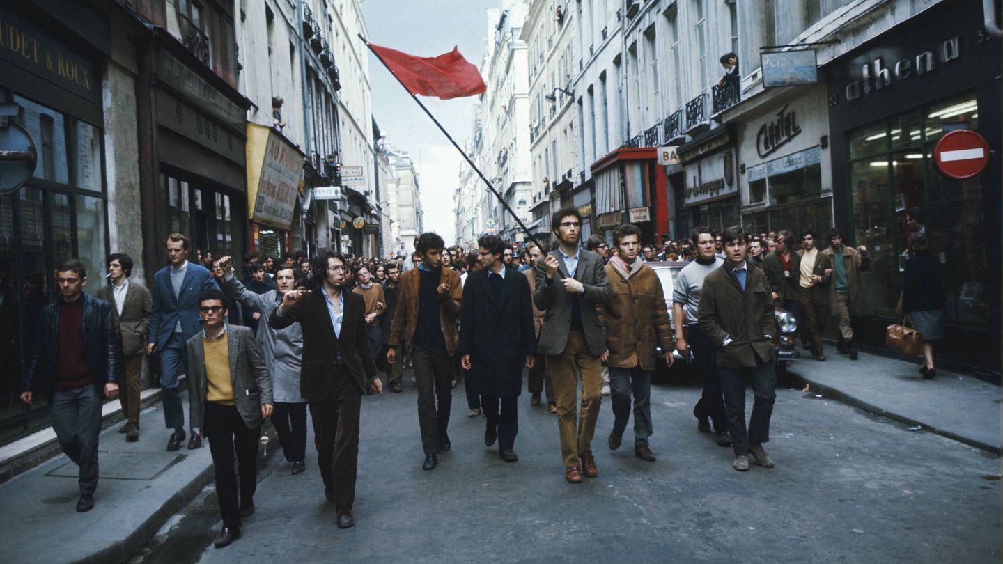 Manifestación de estudiantes en París en mayo de 1968. (Getty Images)