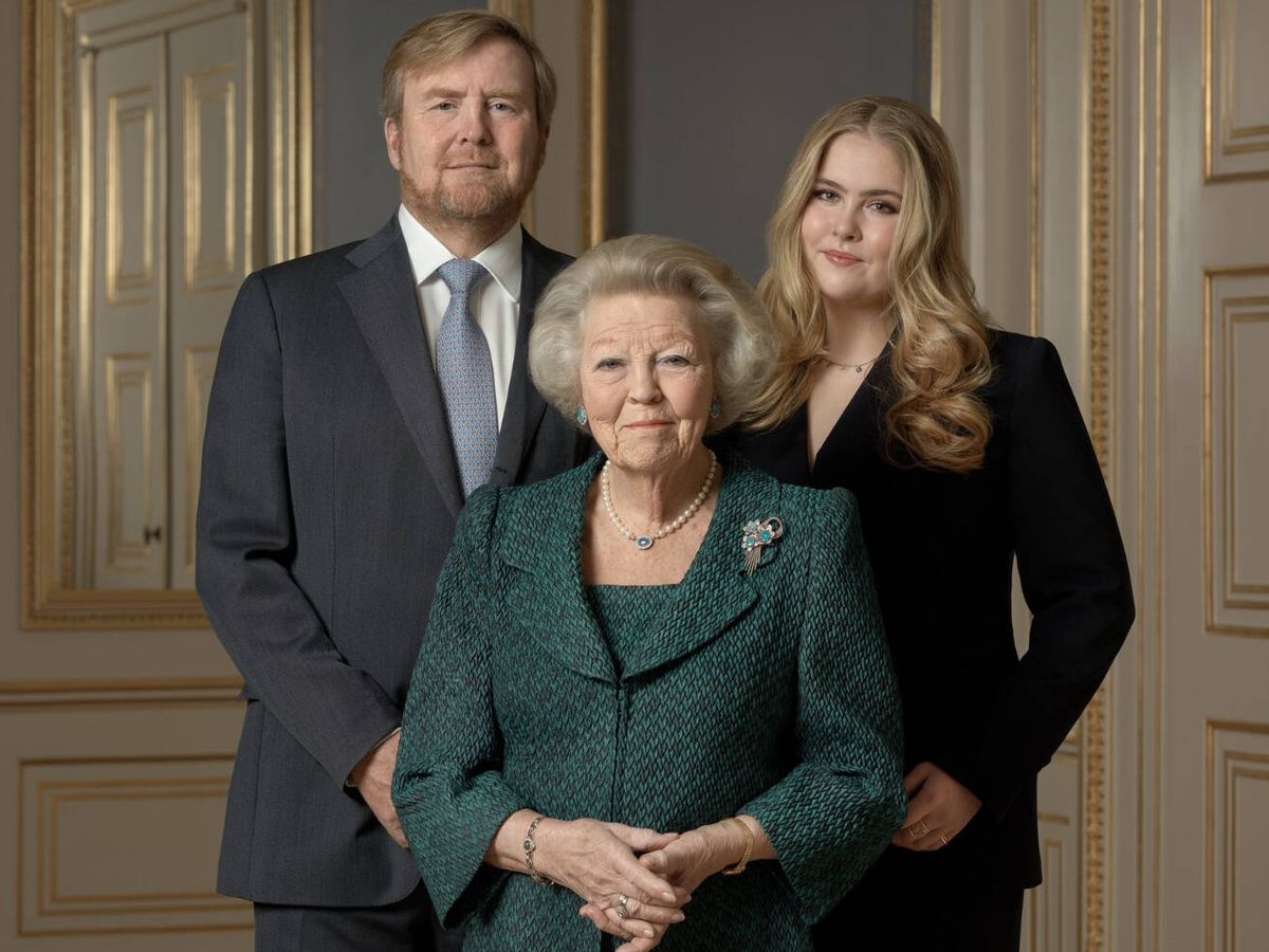 Foto: Madre, hijo y nieta conmemoran el 85 cumpleaños de la princesa Beatriz. (Casa Real de Holanda)