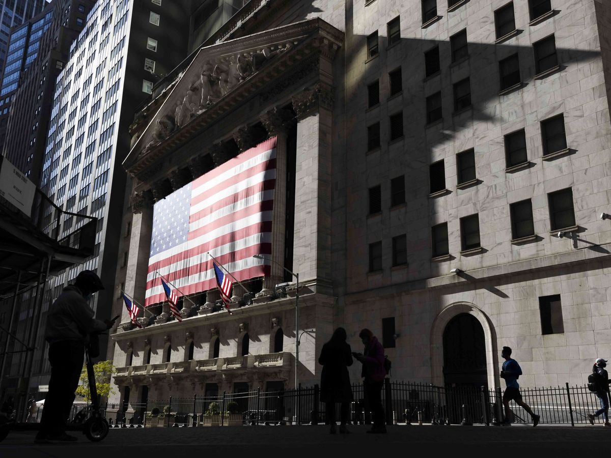 Foto: Fachada de la Bolsa de Nueva York, en Wall Street. (Reuters)