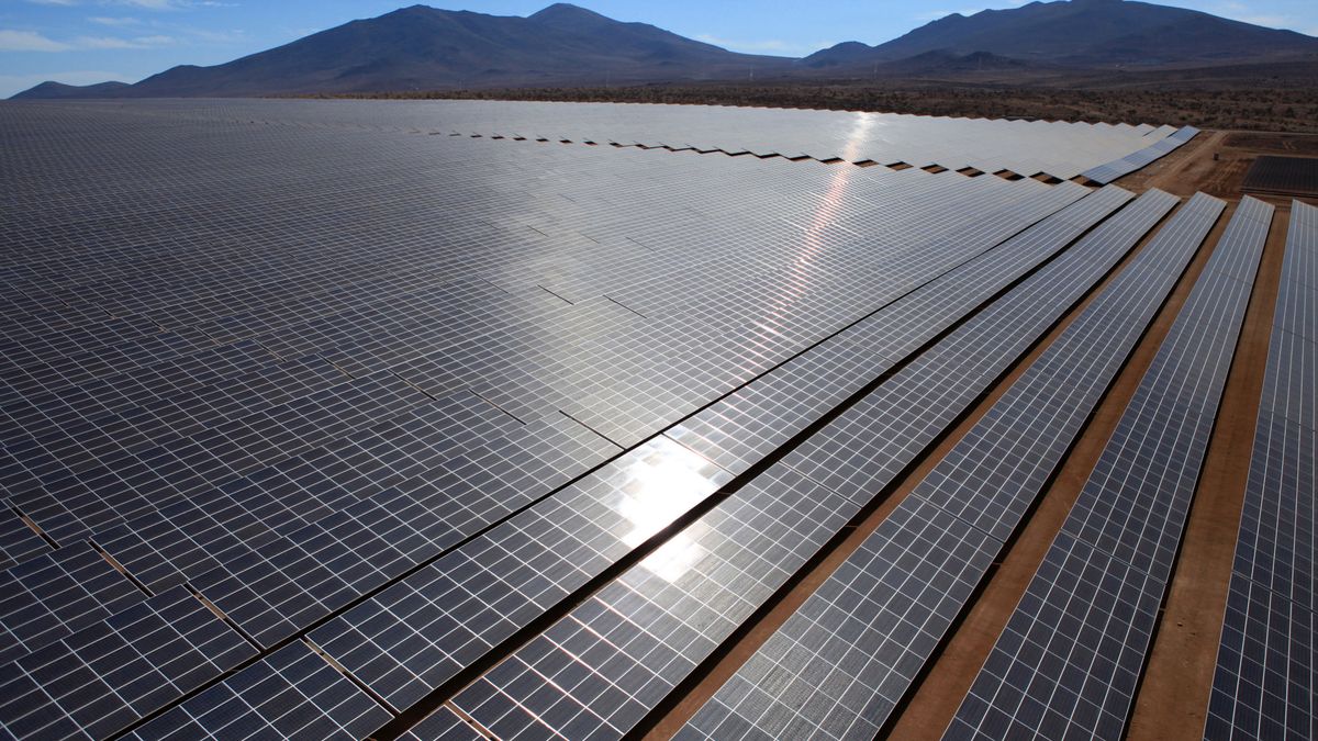 ACS negocia con Northleaf la venta de la planta fotovoltaica más grande de Europa