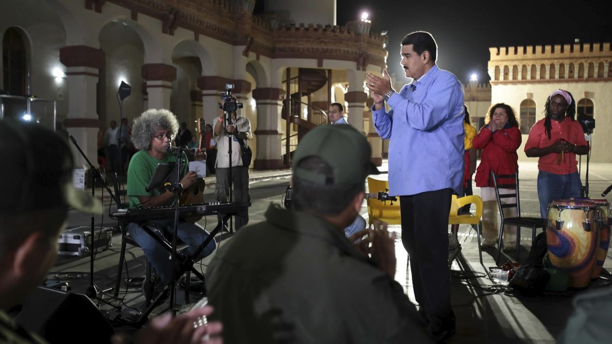 Crisis en el chavismo: Maduro se aferra al mito de Chávez ante la crisis de legitimidad