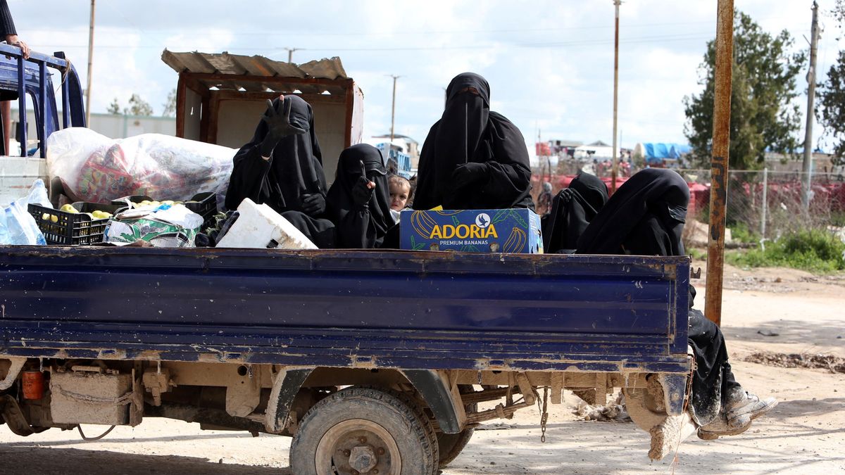 El juez decreta prisión provisional para las dos mujeres de yihadistas repatriadas de Siria