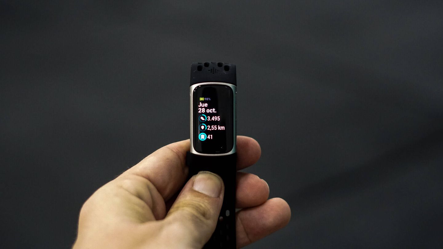 La nueva Fitbit Charge 5. Foto: M. Mcloughlin