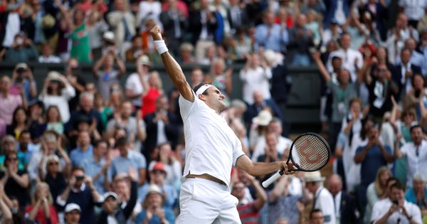 Foto: Federer celebra su pase a la final ante Rafa Nadal. (Reuters)
