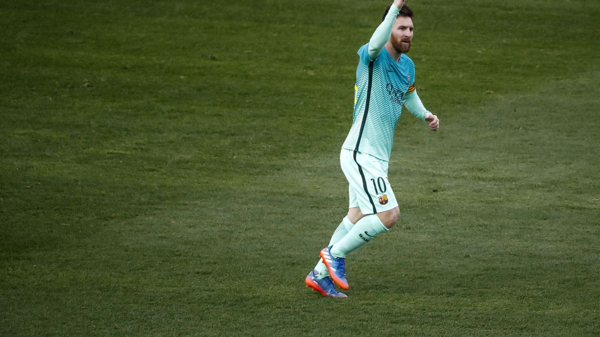 El Barcelona no juega bien, pero ya vendrá Messi para arreglarlo
