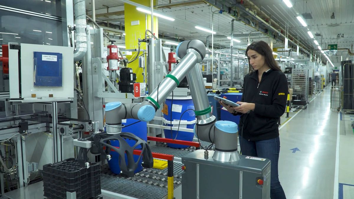 Esta fábrica madrileña produce cada año 120 millones de sensores y motores para Porsche