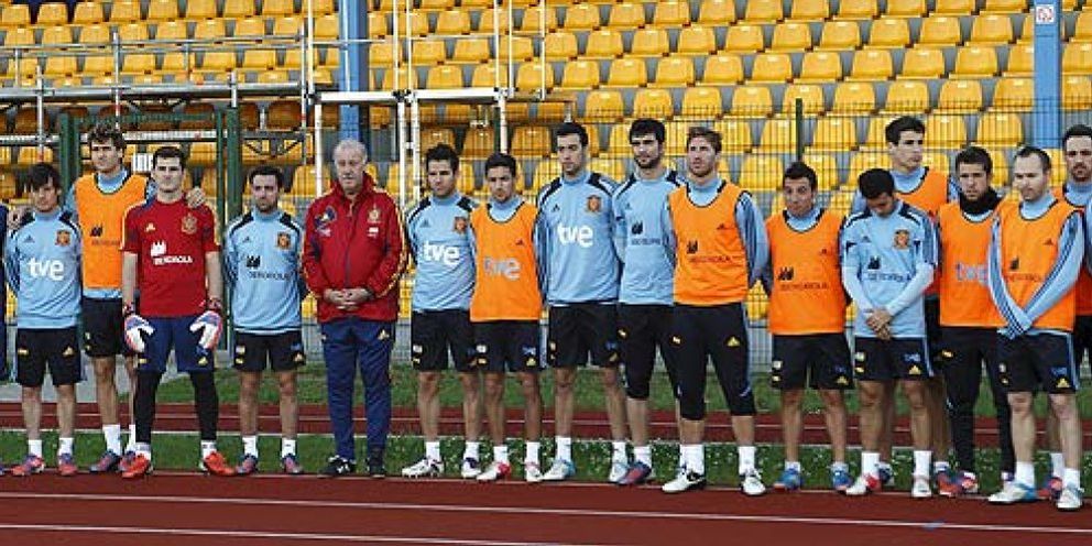Foto: La belleza del fútbol está fuera del campo: Guardiola y Puyol también ayudaron a Miki