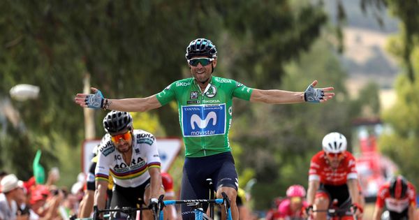 Foto: Alejandro Valverde ganó la etapa con final en Almadés, su segundo triunfo en la Vuelta. (EFE)