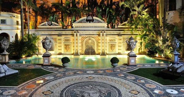 Foto: Imagen del hotel Villa Casa Casuarina de Miami que perteneció a Gianni Versace.