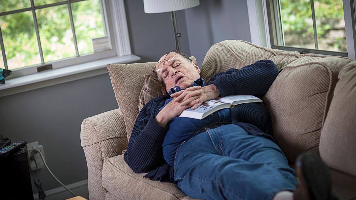 Dormir la siesta no es bueno: triplica el riesgo de morir prematuramente