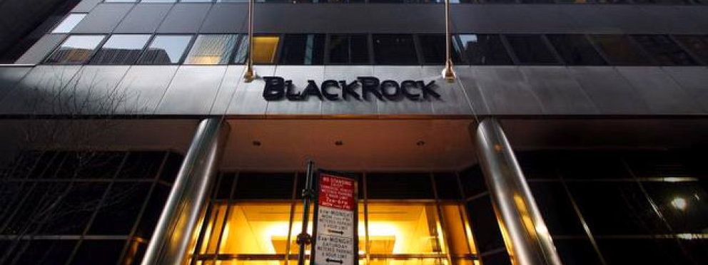 Foto: BlackRock redobla su apuesta en España al elevar su posición en BBVA, Santander e Inditex