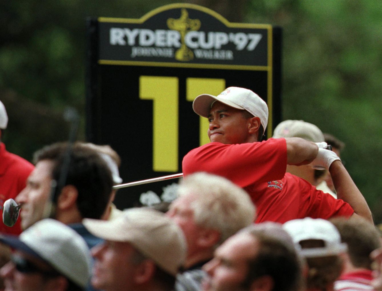 Tiger Woods durante la Ryder Cup de 1997, celebrada en España (Reuters)