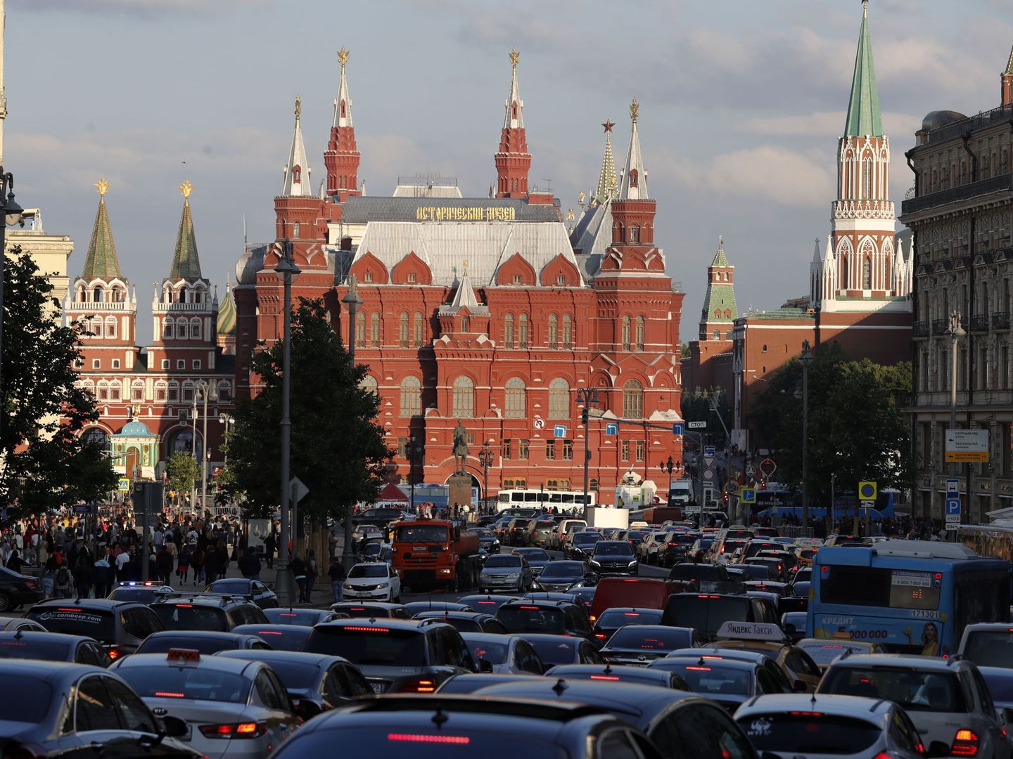 El tráfico en Moscú. (EFE) 
