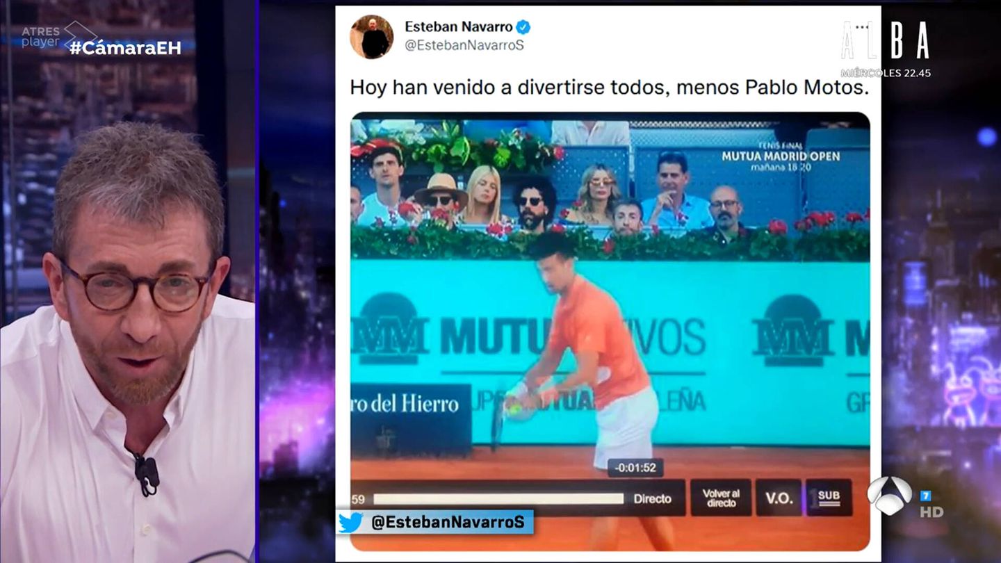 Pablo Motos, ante uno de sus memes en 'El hormiguero'. (Antena 3)