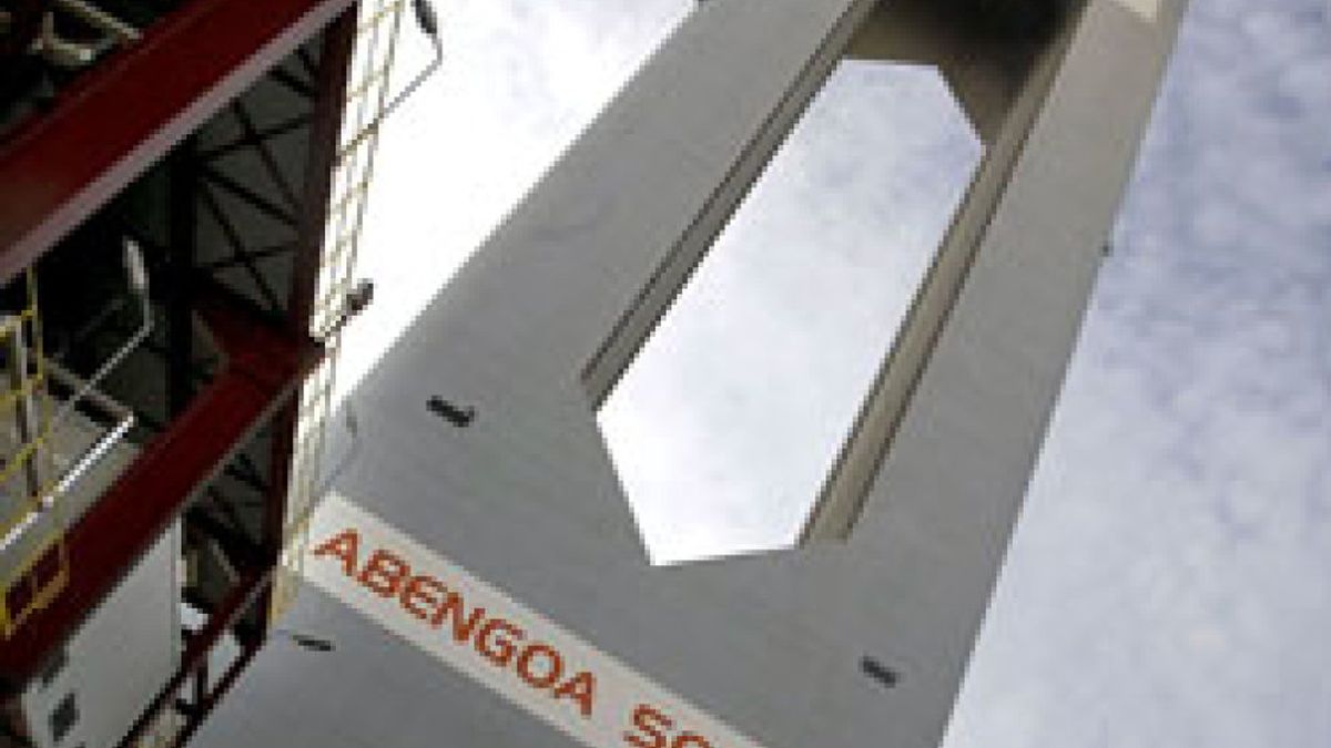 Moody's rebaja un escalón el 'rating' de Abengoa