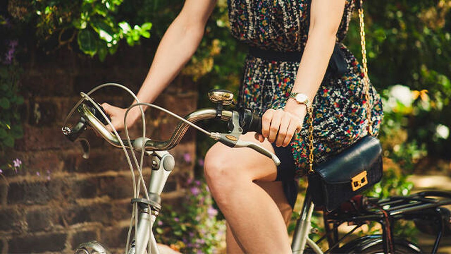 Usar una bicicleta para tus desplazamientos es una forma de hacer ejercicio físico a diario (Pixabay)