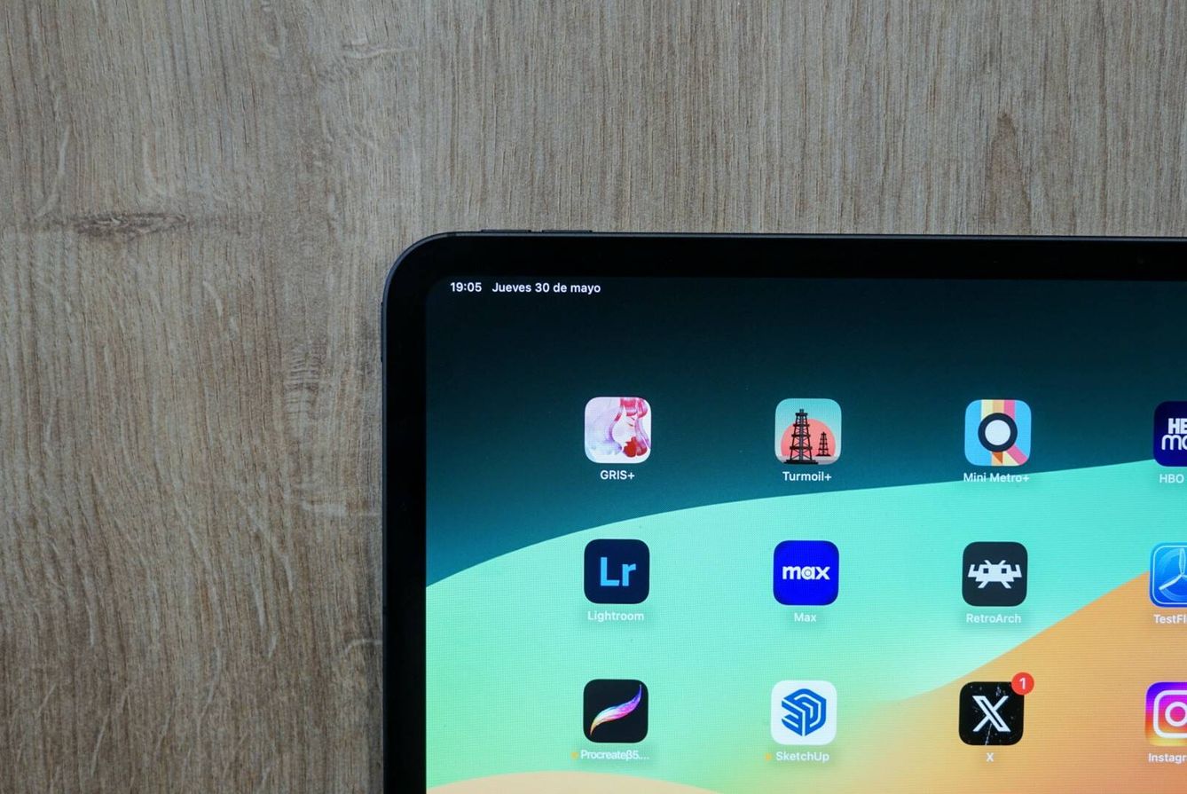 El iPad Pro incorpora una OLED de doble capa. 