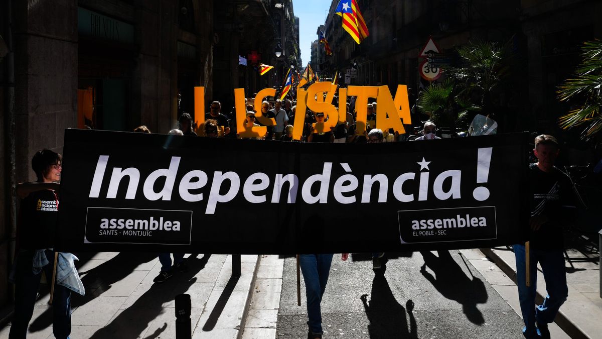 El independentismo abre nueva etapa: llega un tsunami que enfrenta a todos contra todos