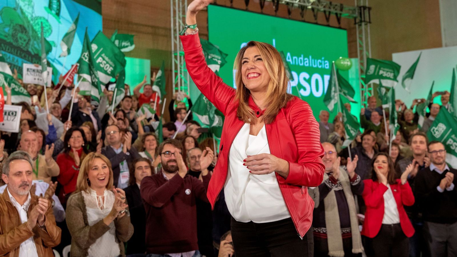 Foto: La candidata del PSOE-A a la Presidencia de la Junta de Andalucía, Susana Díaz, en el cierre de campaña. (EFE)