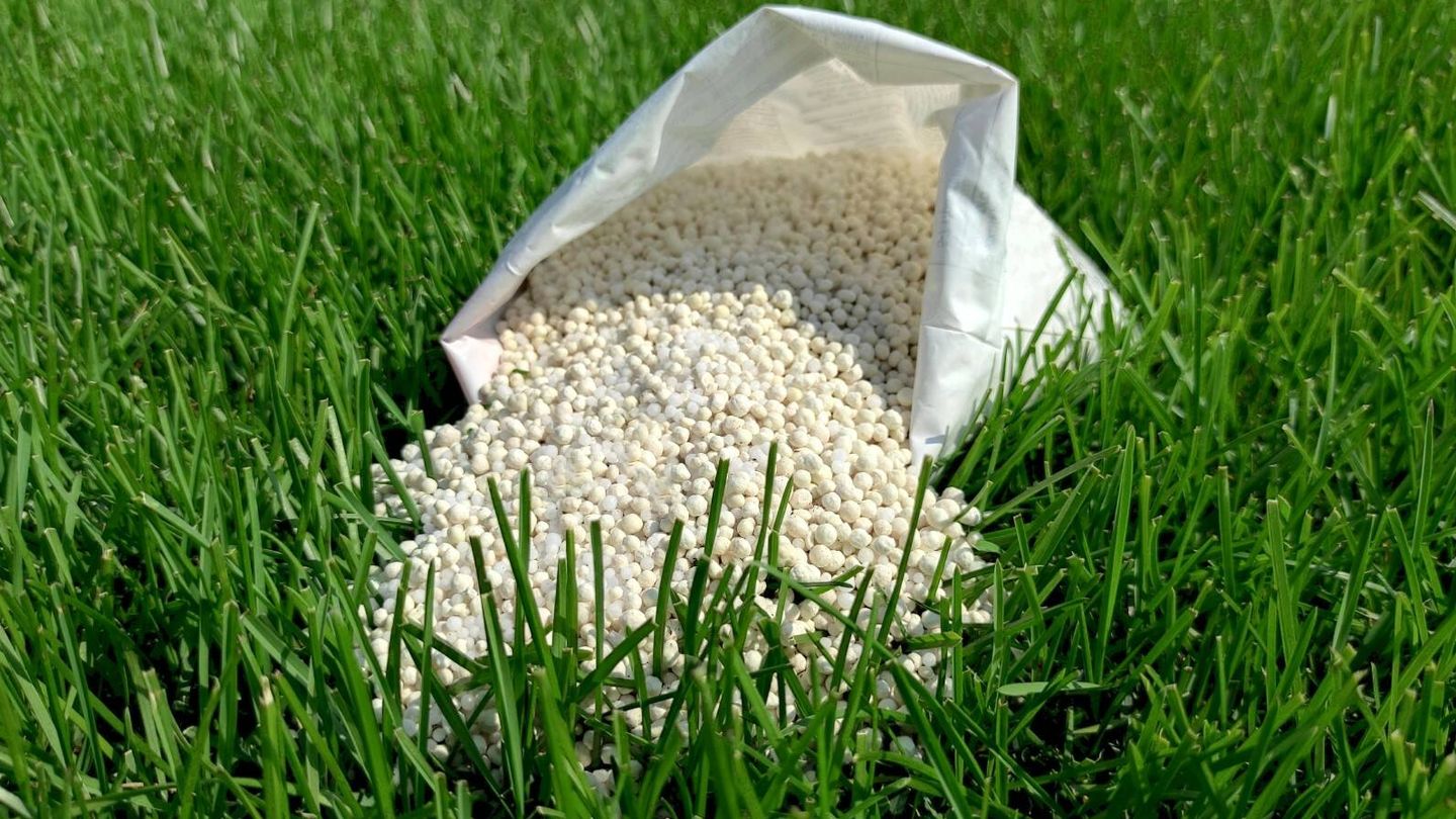 La estruvita es un fertilizante elaborado a partir del fósforo presente en los residuos líquidos tras su cristalización. (Foto: Canal de Isabel II)