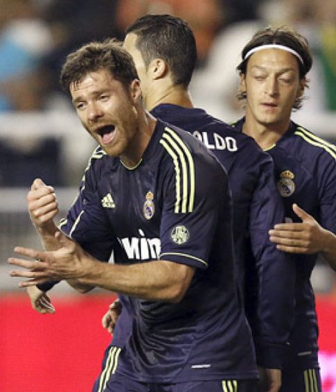 Foto: ¿Miedo a jugar sin Xabi? El Real Madrid pierde posesión y juego pero no efectividad